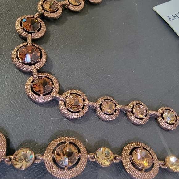 Givenchy Gold and Brown Necklace Set - Picture 9 of 10